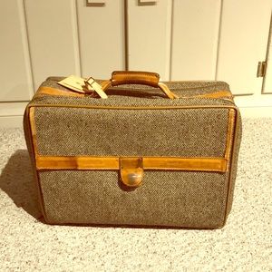 A travel briefcase